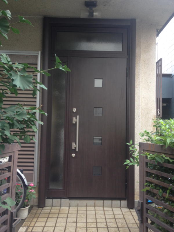 玄関ドア交換工事 渡邉工務店